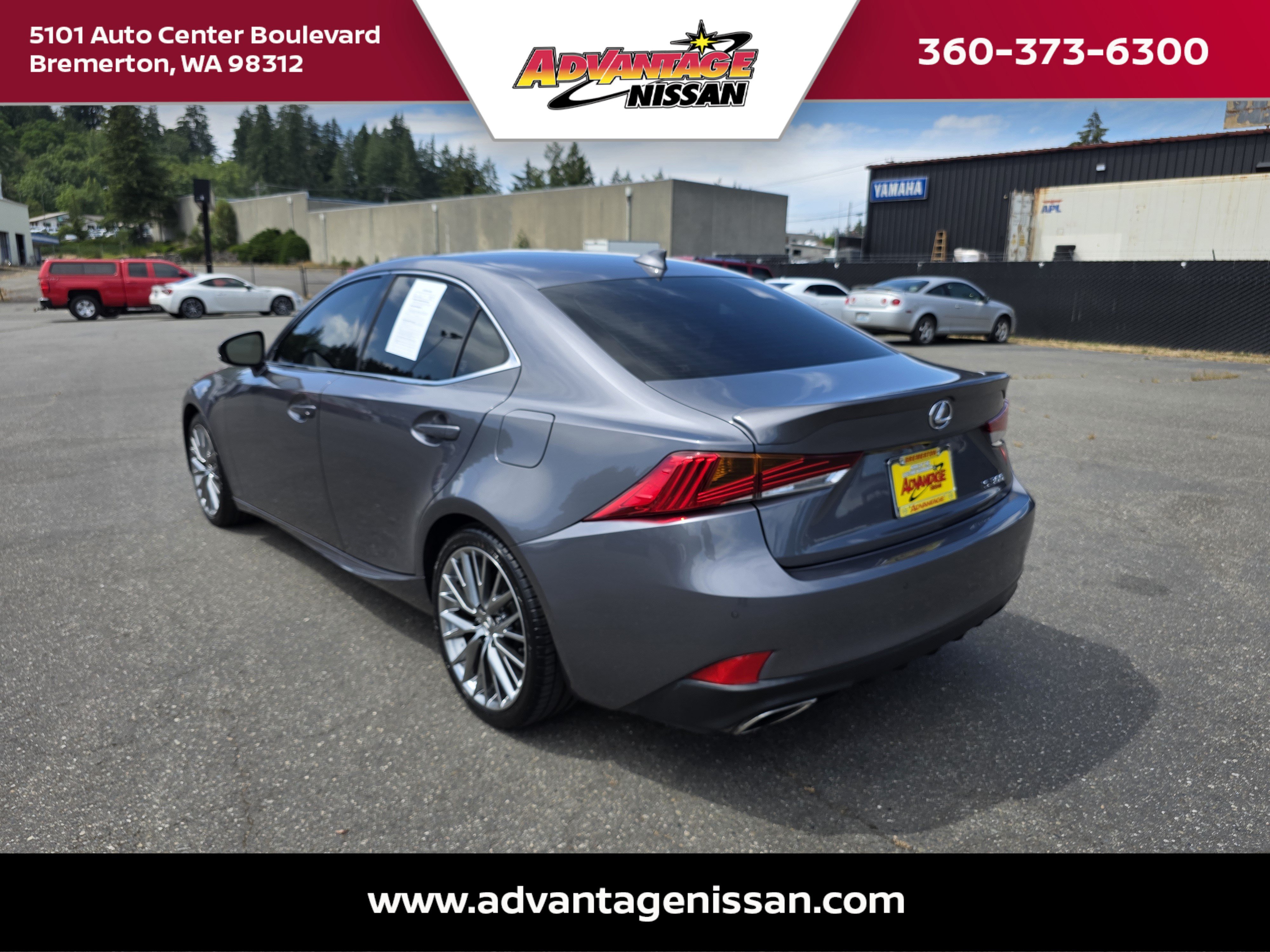 Used 2018 Gray Pearl Lexus 300 image 3