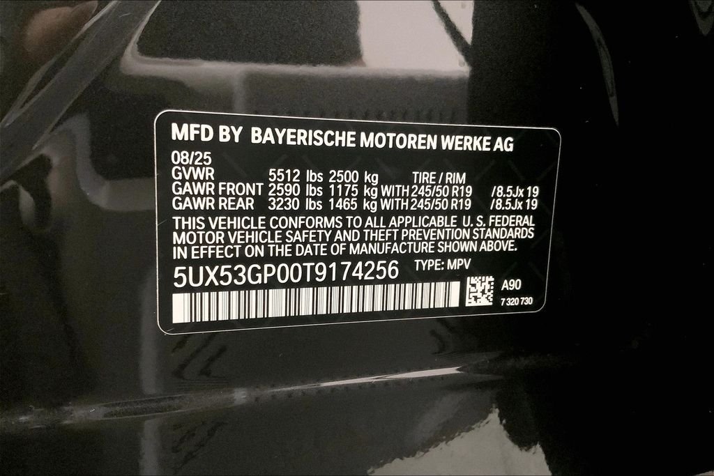Used 2026 Dark Graphite Metallic BMW  image 10