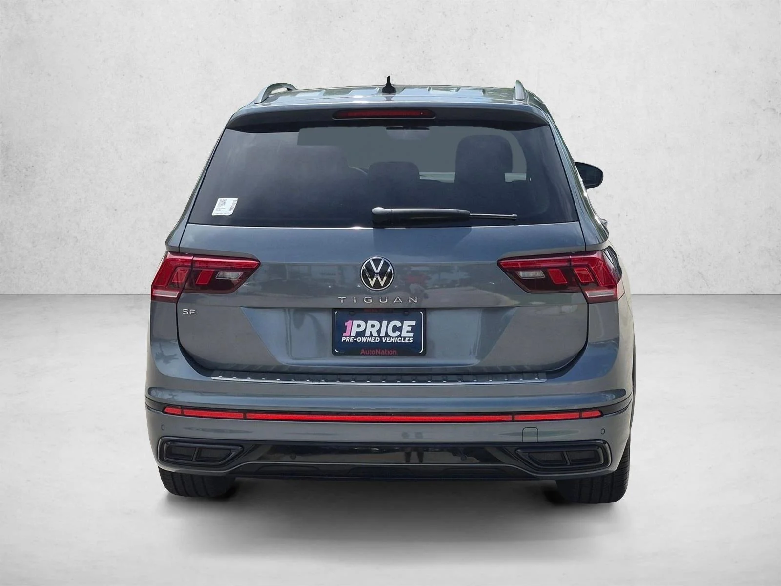 Used 2023 Platinum Gray Metallic Volkswagen SE R-Line Black image 7