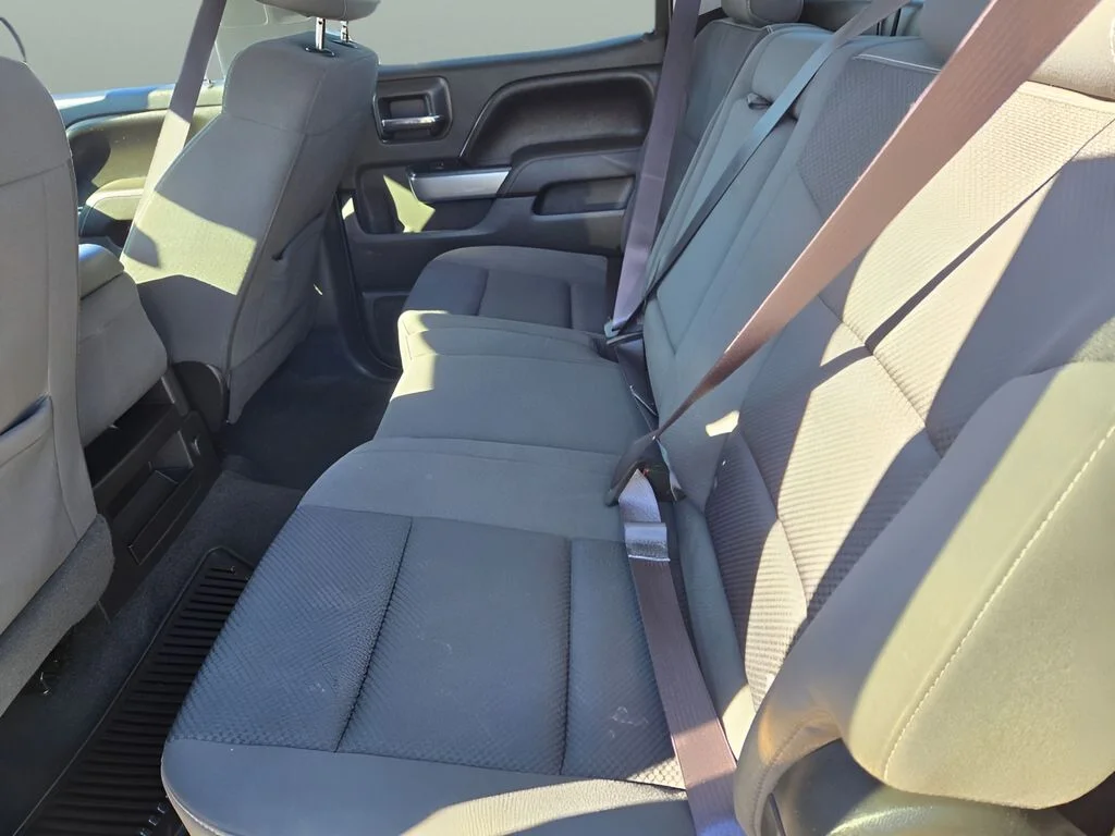 Used 2017 Silver Chevrolet LT image 15