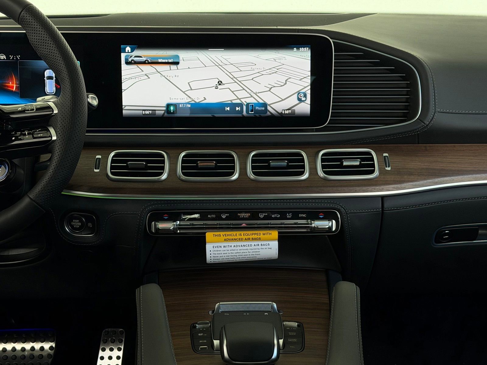 New 2026 MANUFAKTUR Silicon Grey Mercedes-Benz AMG® GLE 63 S 4MATIC+ SUV image 33