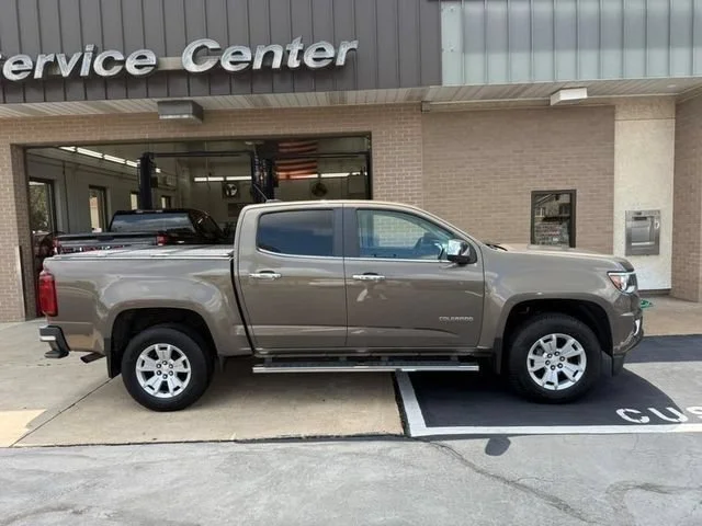Used 2015 BROWNSTONE METALLIC Chevrolet 2WD LT image 2