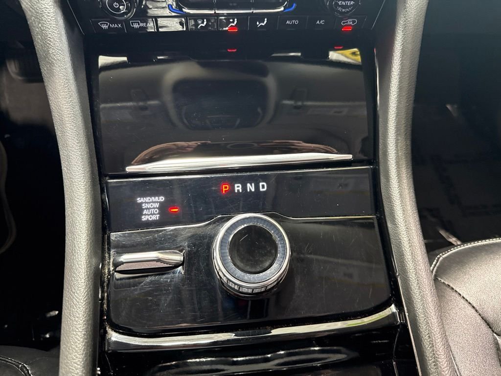 Used 2022 Gray Jeep Limited image 22