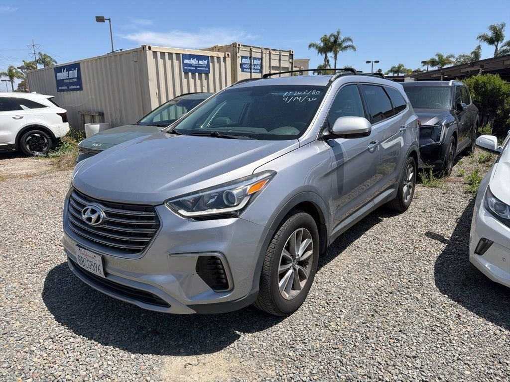 2018 Hyundai Santa Fe SE