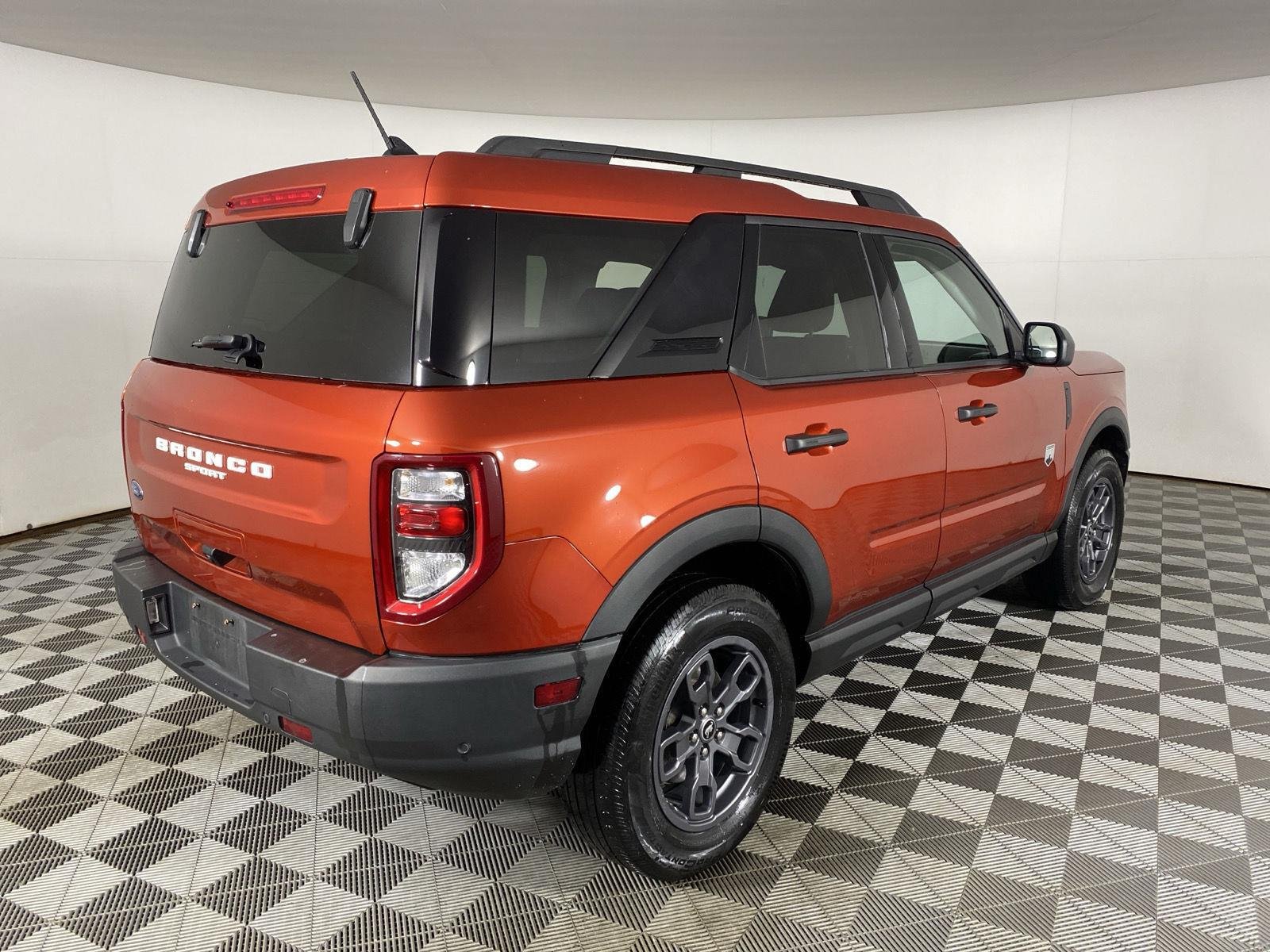 Used 2024 Hot Pepper Red Tinted Clearcoat Ford Big Bend image 7