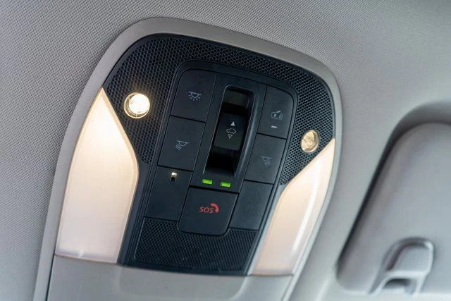Used 2019 White INFINITI ESSENTIAL image 40
