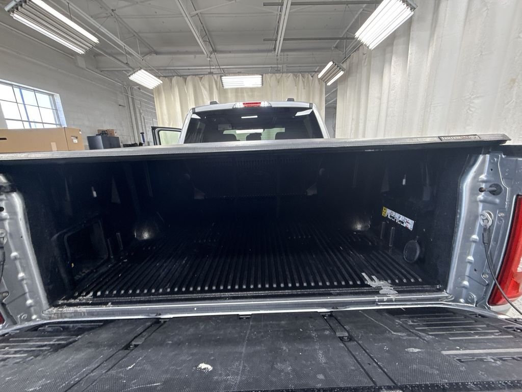 Used 2021 Silver Metallic Ford XLT image 34