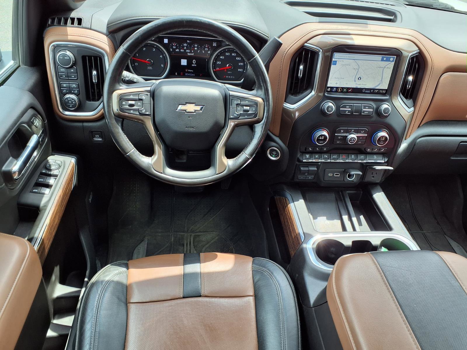 Used 2023 Iridescent Pearl Tricoat Chevrolet High Country image 5