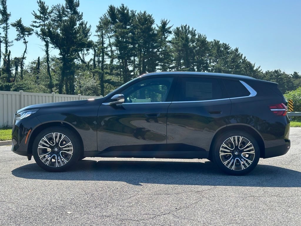 New 2026 Black Sapphire Metallic BMW 30 xDrive image 4