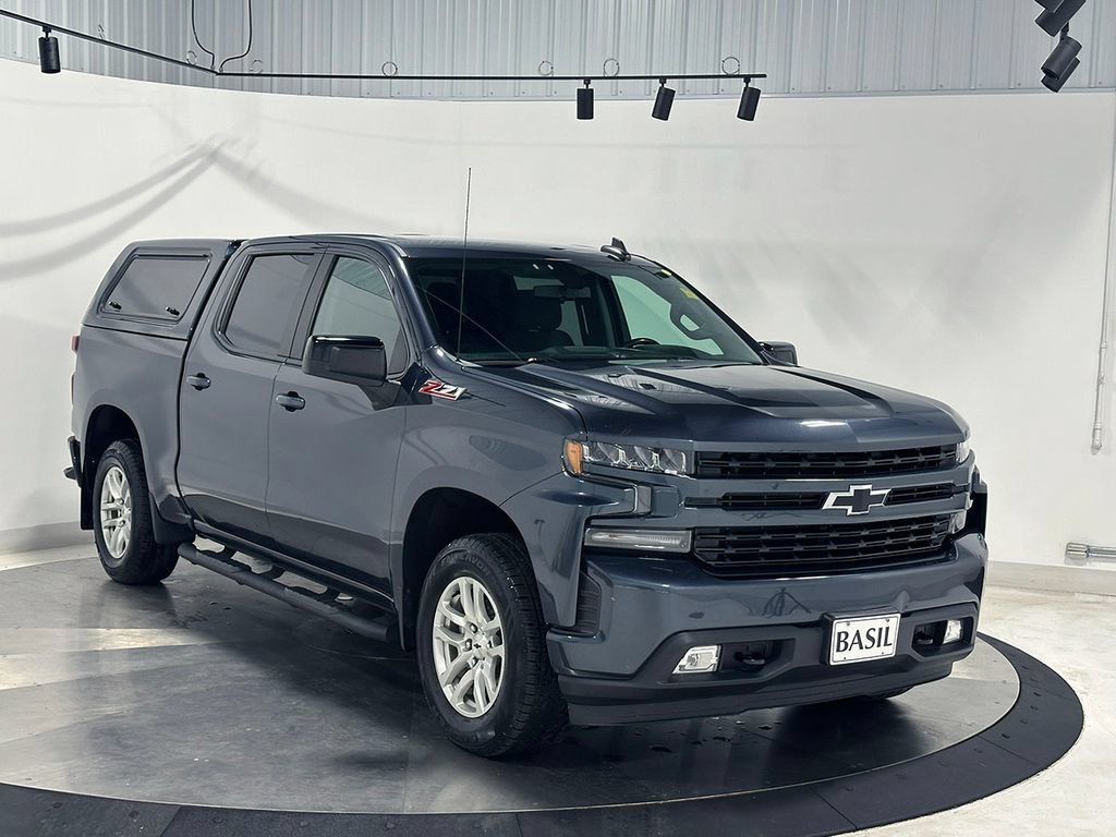Used 2022 SHADOW GRAY METALLIC Chevrolet RST image 43