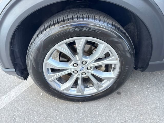 Used 2022 Gray Ford XLT image 26
