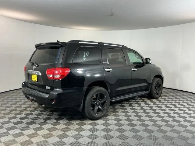 Used 2010 Black Toyota Platinum image 4