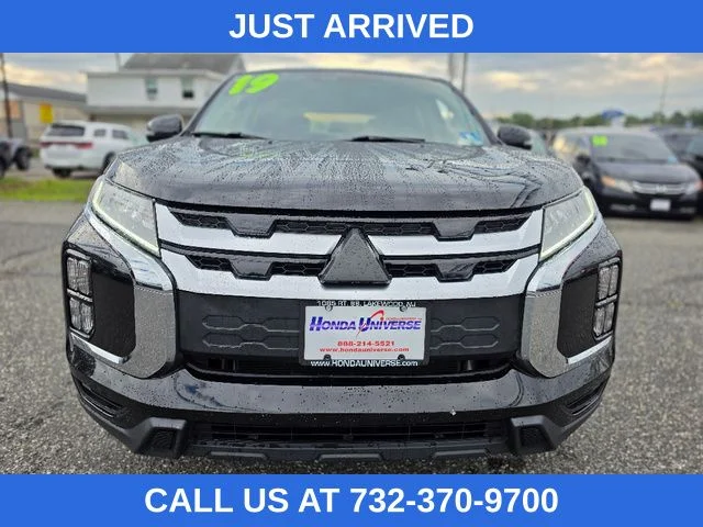 Used 2020 Labrador Black Metallic Mitsubishi 2.0 SE image 8