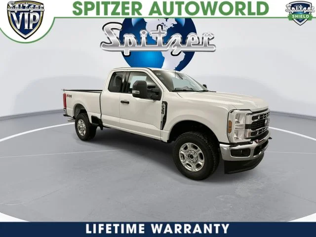 New 2026 Oxford White Ford F-350® XLT image 3