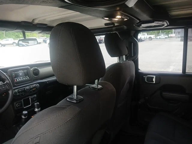 Used 2023 Black Jeep Sport image 10