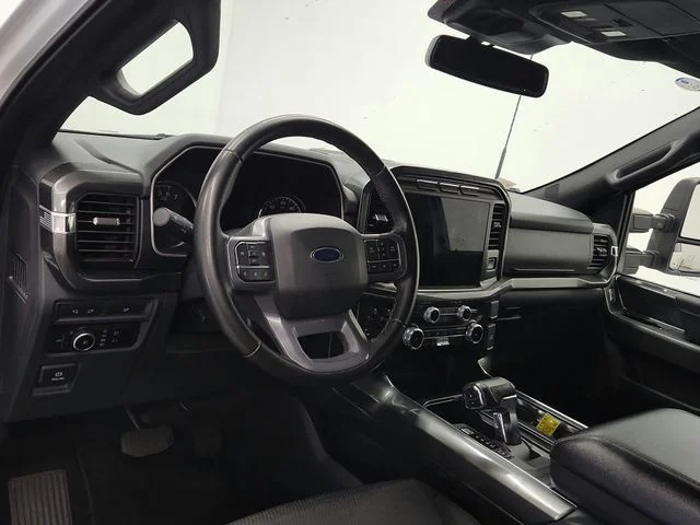 Used 2023 White Ford XLT image 17