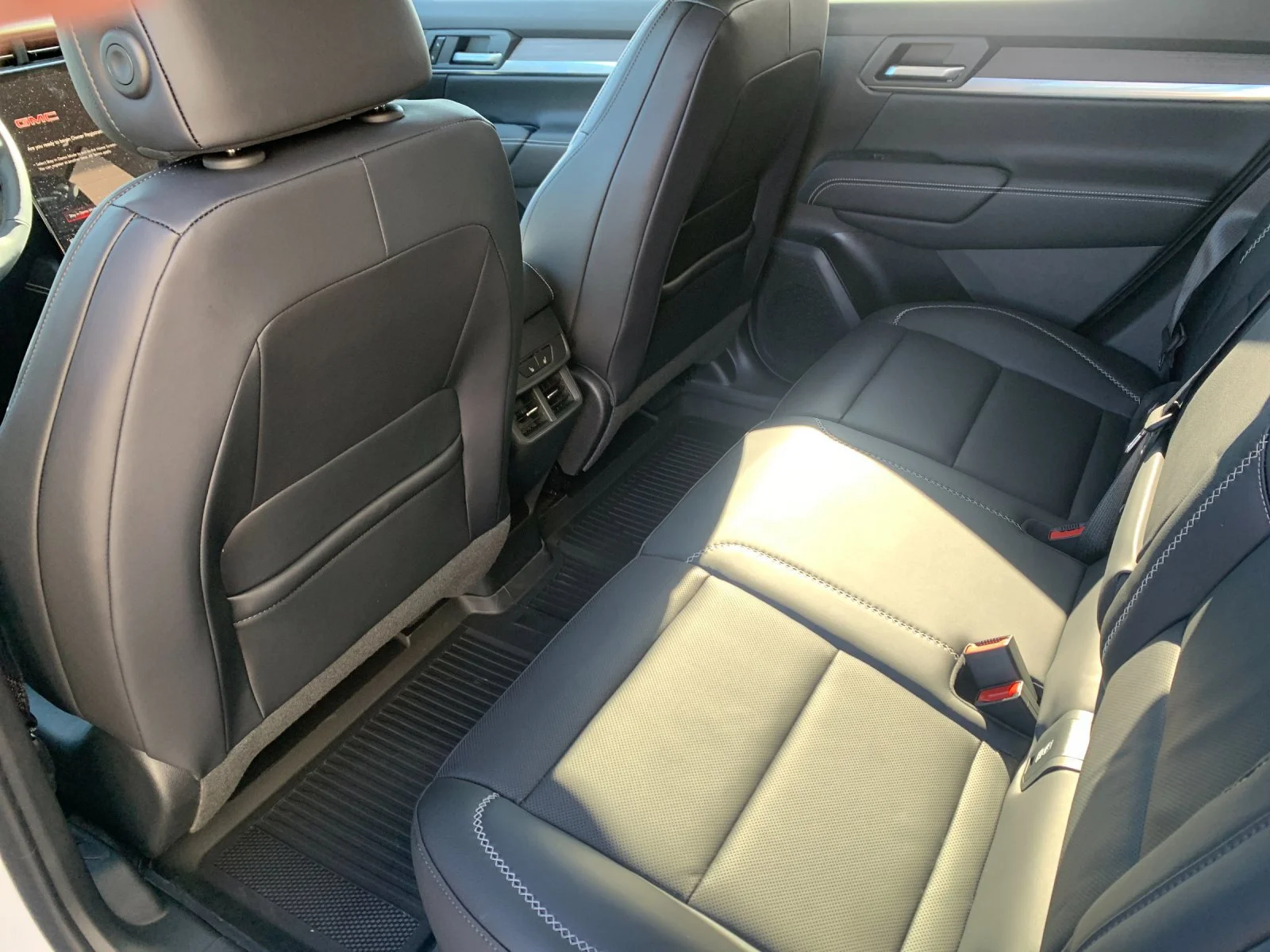 2027 GMC Terrain Denali - Photo 13