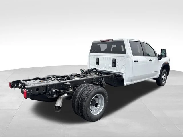 New 2026 Summit White GMC Pro image 5