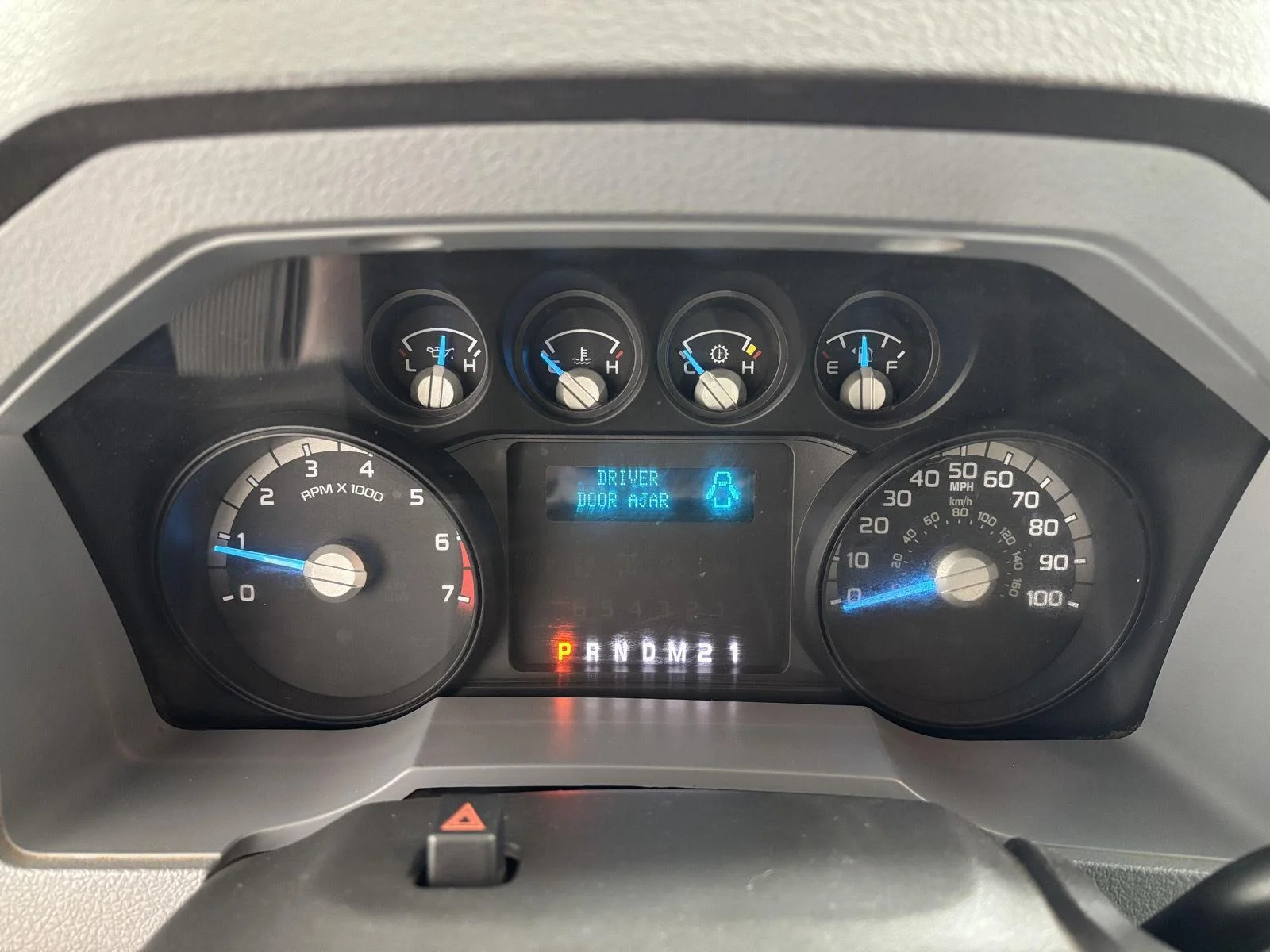Used 2014 Sterling Gray Metallic Ford XLT image 31