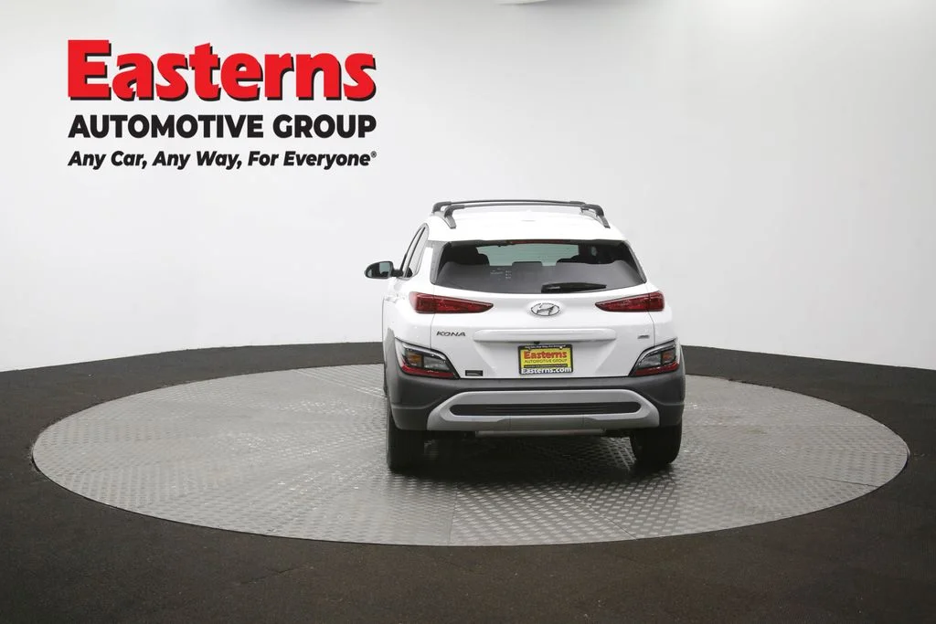 Used 2023 White Hyundai SEL image 40