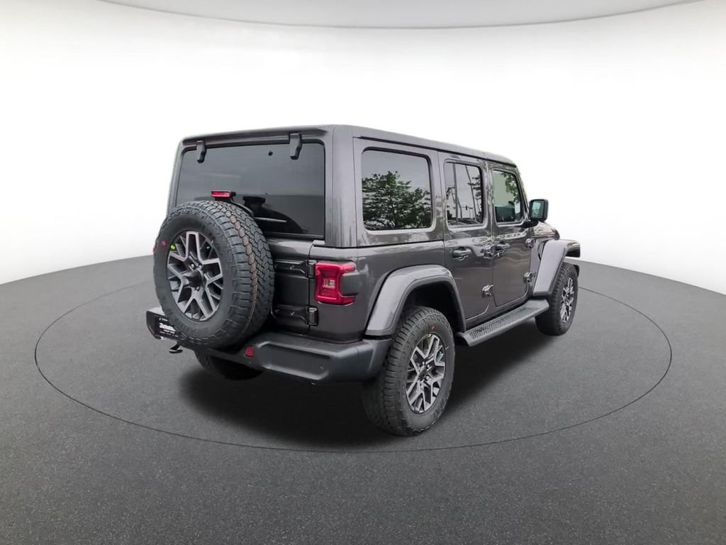 New 2026 Granite Crystal Metallic Clear-Coat Exterior Paint Jeep Sahara image 6