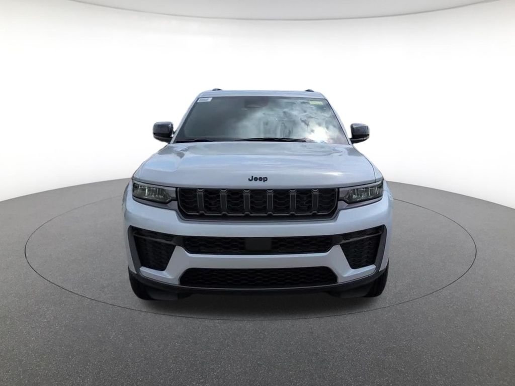 New 2026 Silver Jeep Altitude image 3