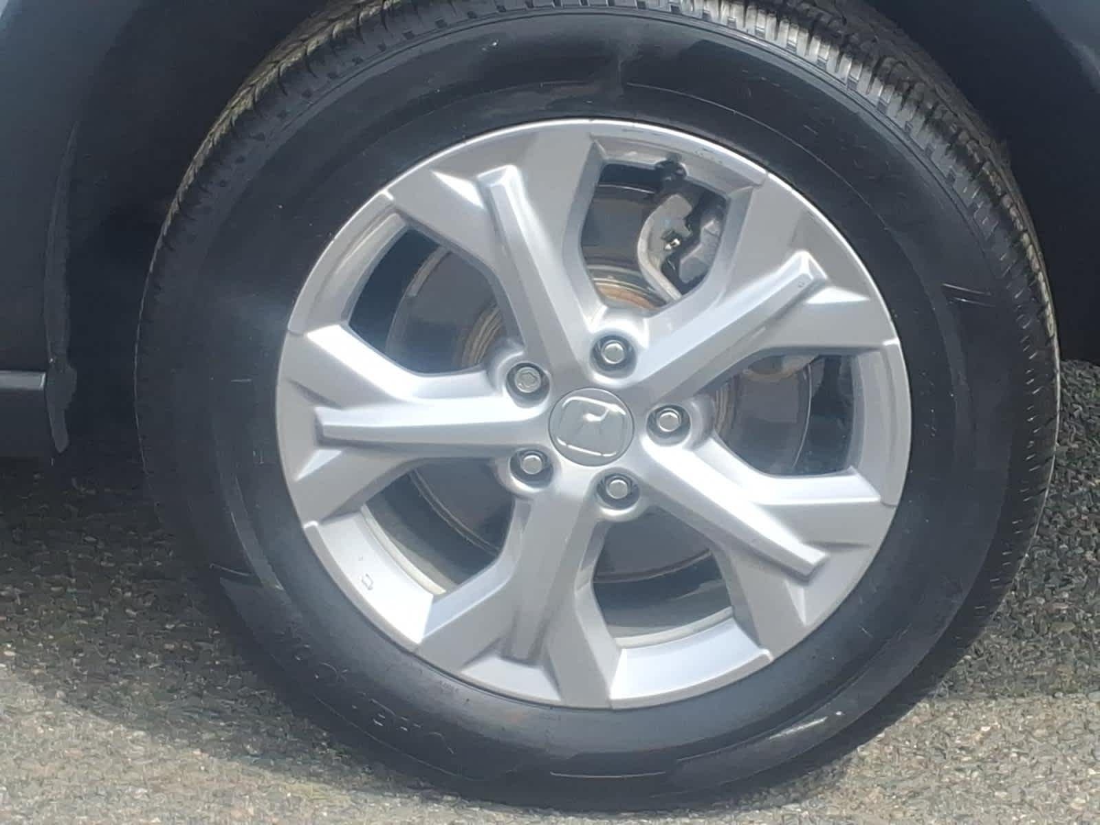 Certified Used 2024 Lunar Silver Metallic Honda LX image 9
