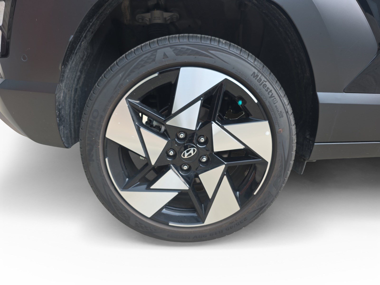 Certified Used 2026 Abyss Black Pearl Hyundai Limited image 15