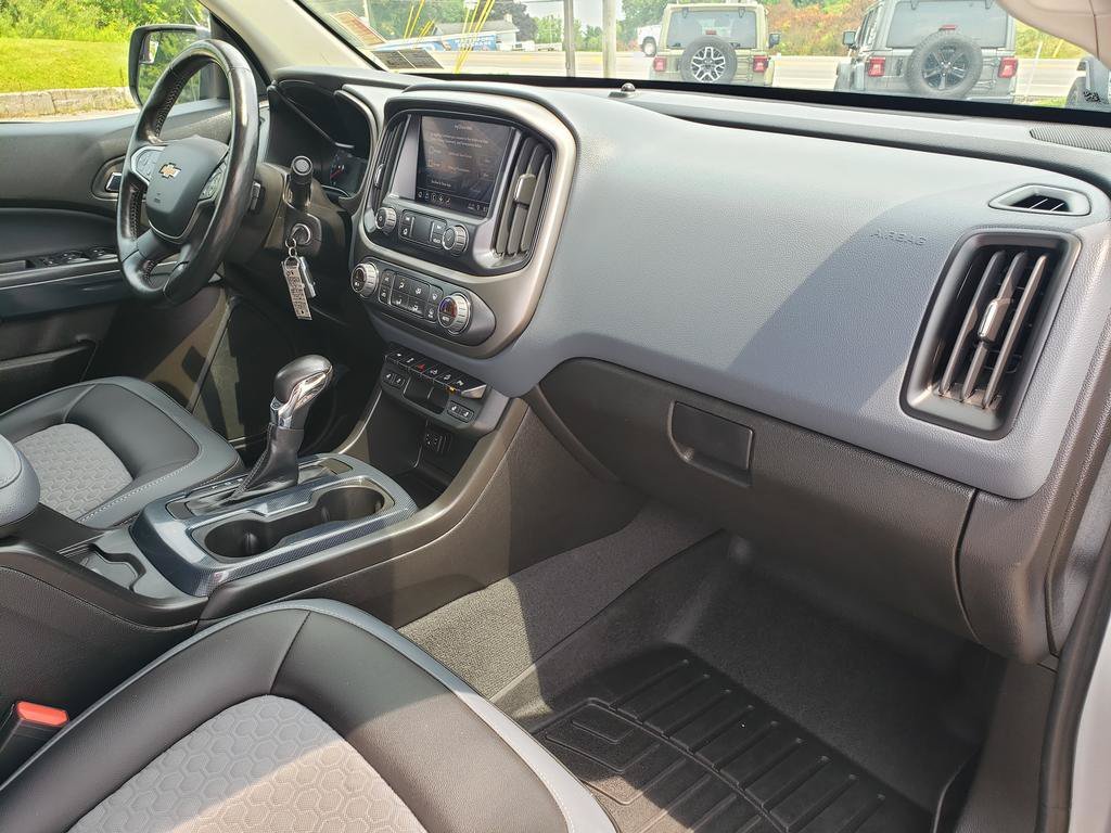 Used 2022 Summit White Chevrolet 4WD Z71 image 19