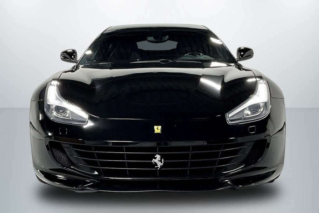 Used 2018 Black Ferrari V12 image 2
