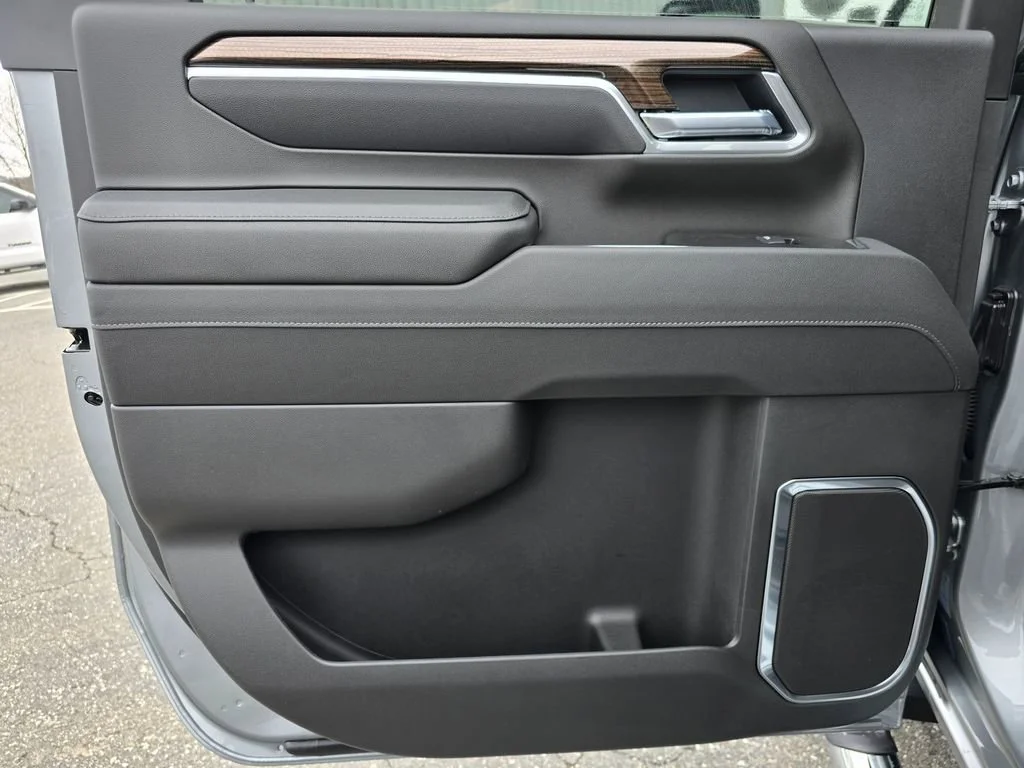 2026 Chevrolet Silverado 3500 HD LT - Photo 37