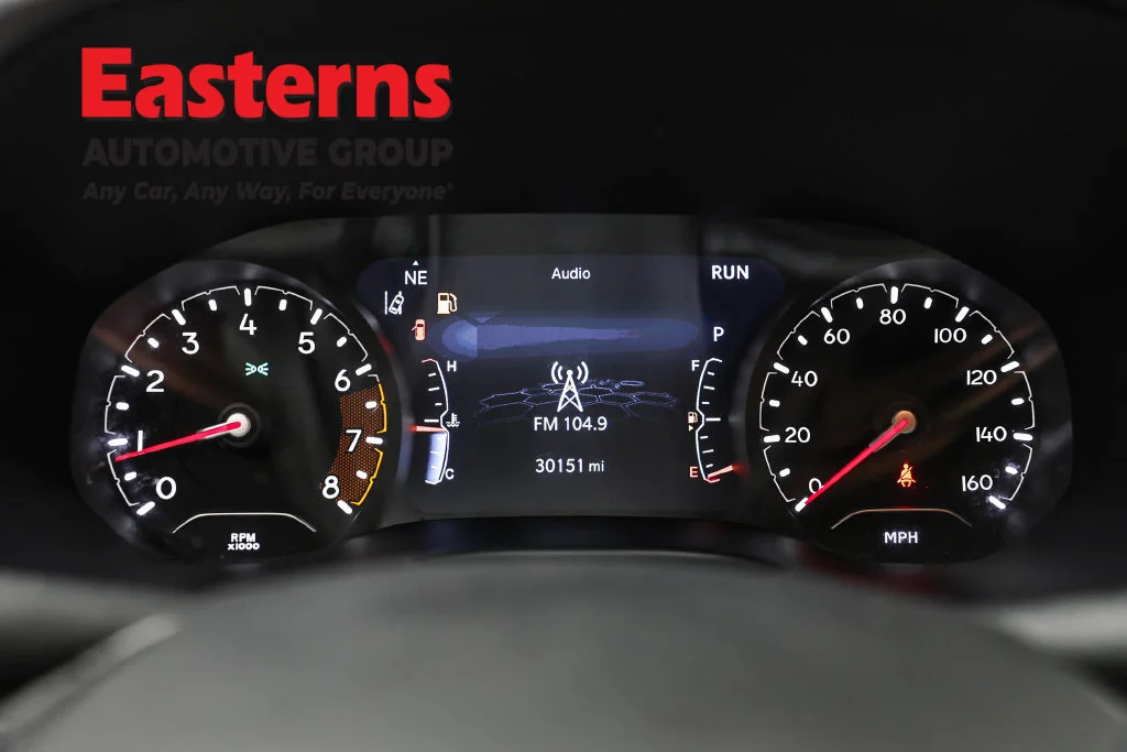 Used 2023 Black Jeep Latitude image 17