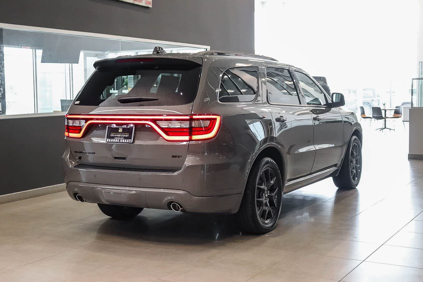 New 2026 Destroyer Gray Clear-Coat Exterior Paint Dodge GT Premium HEMI V8 image 4
