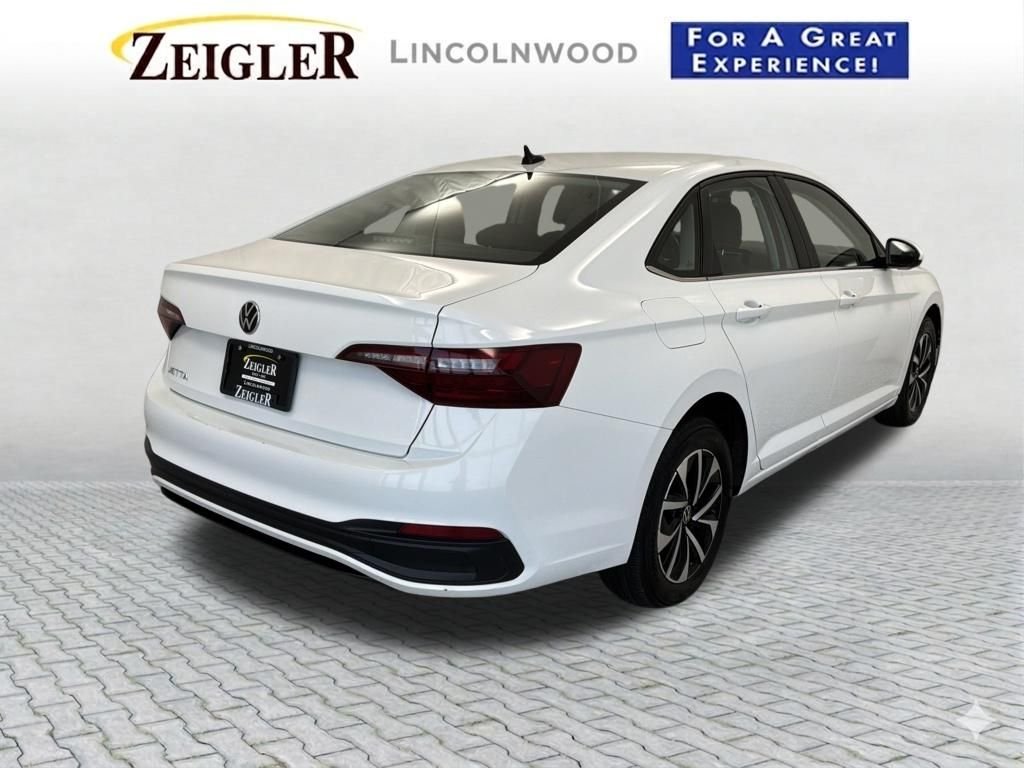 Used 2024  Volkswagen 1.5T S image 4