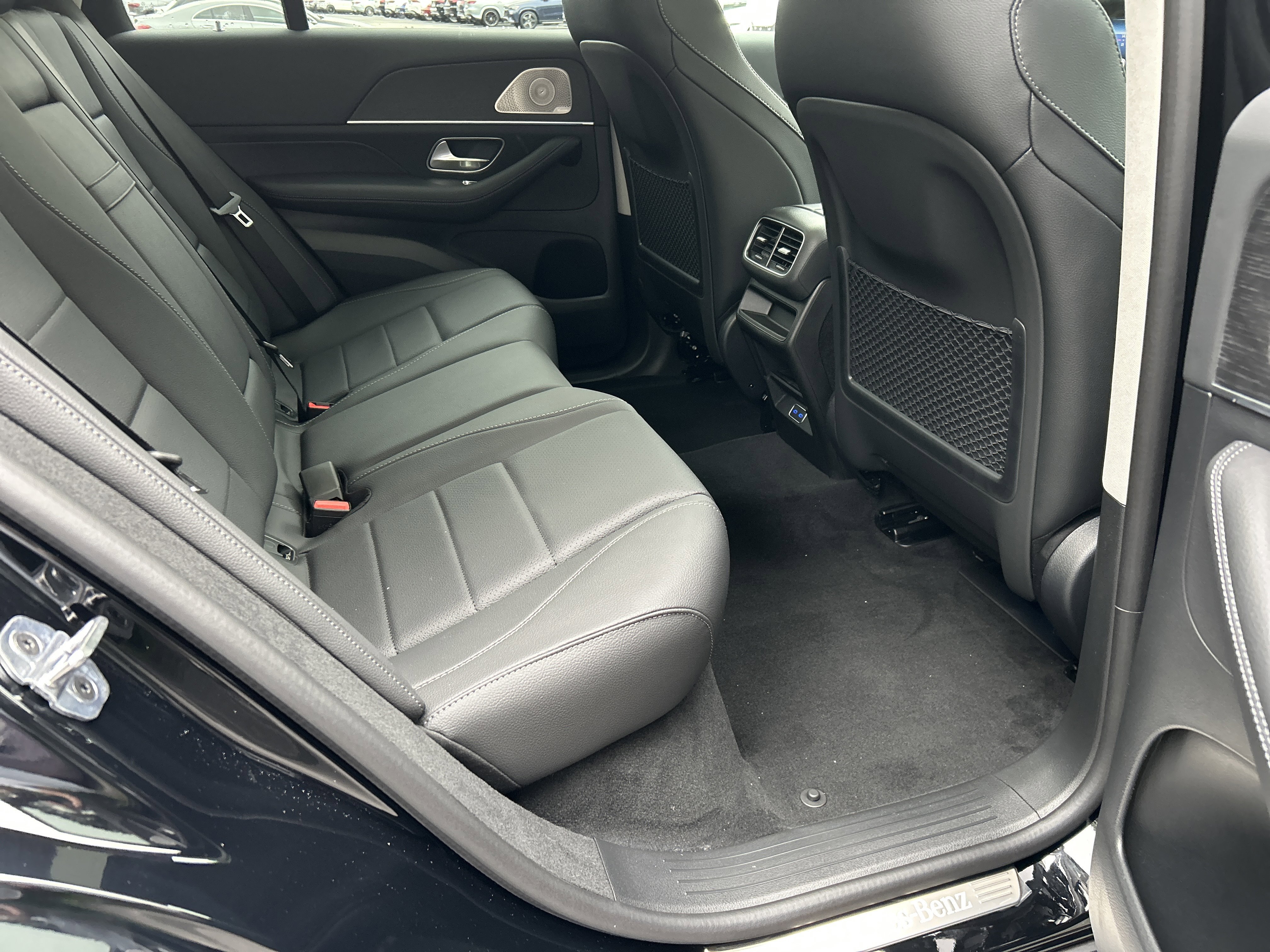 New 2026 Black Mercedes-Benz GLE 350 4MATIC® SUV image 39