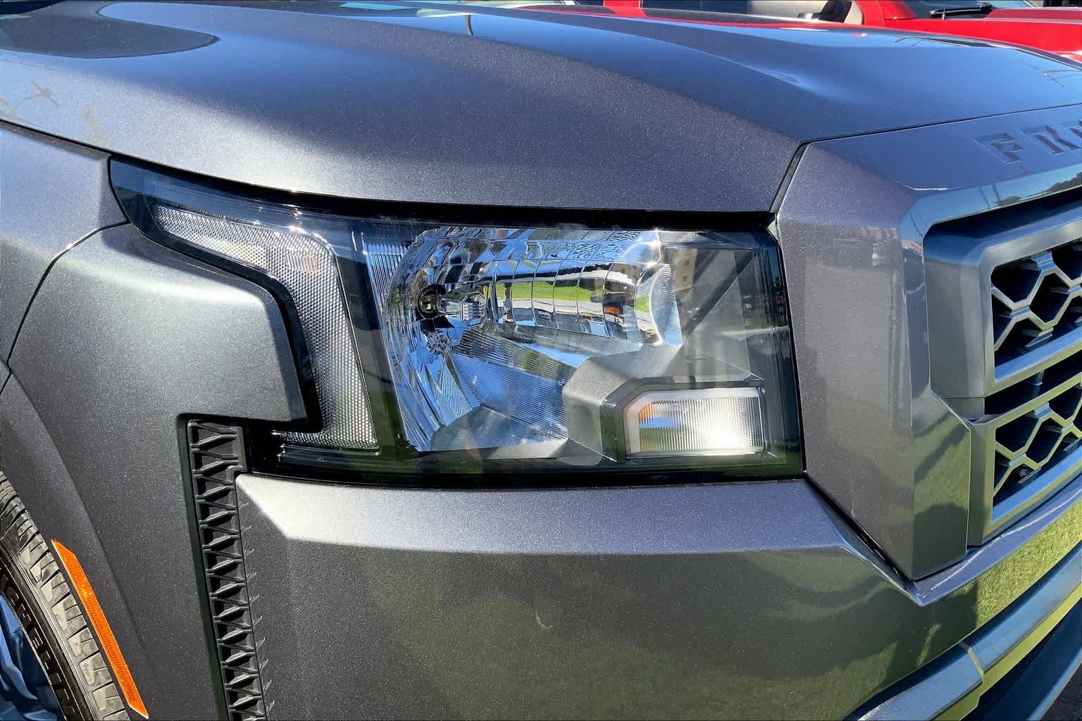 Used 2023 Gun Metallic Nissan SV image 25