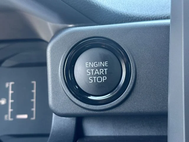2025 Toyota Tacoma SR5 - Photo 22