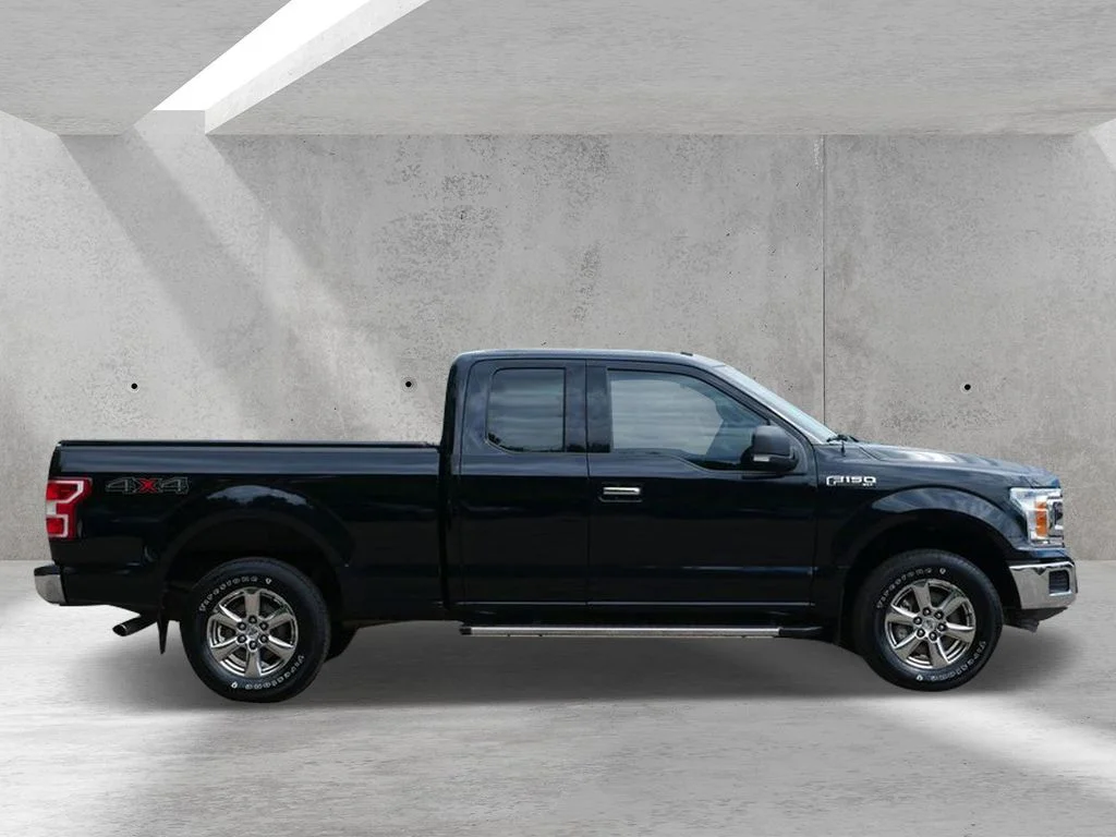 Certified Used 2018 Black Ford XLT image 2