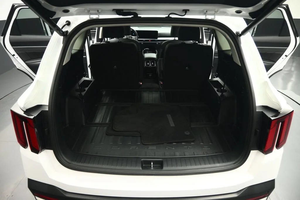 Certified Used 2025 White Kia SX image 61