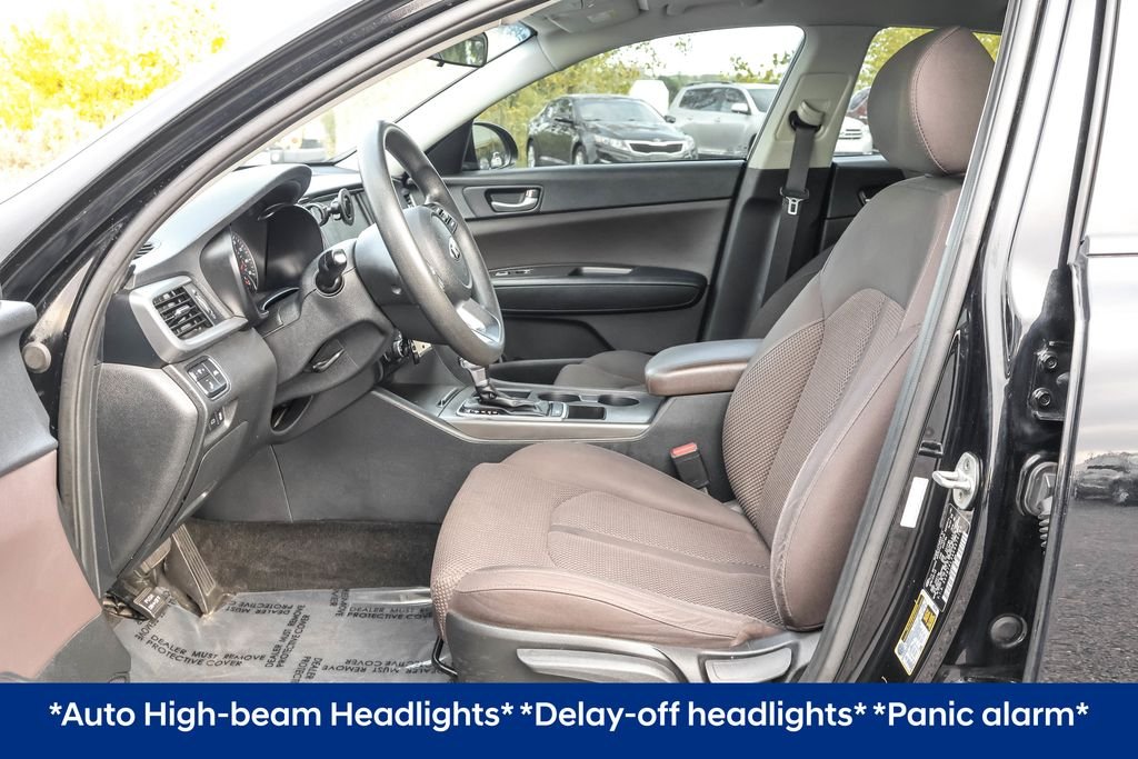 2019 Kia Optima LX photo 4