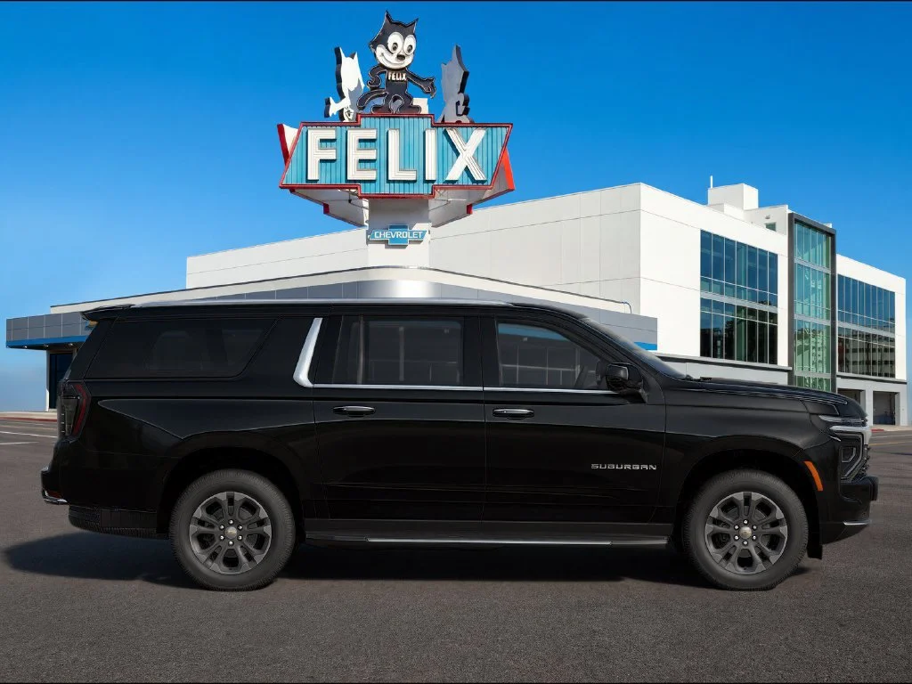 2026 Chevrolet Suburban LT - Photo 2