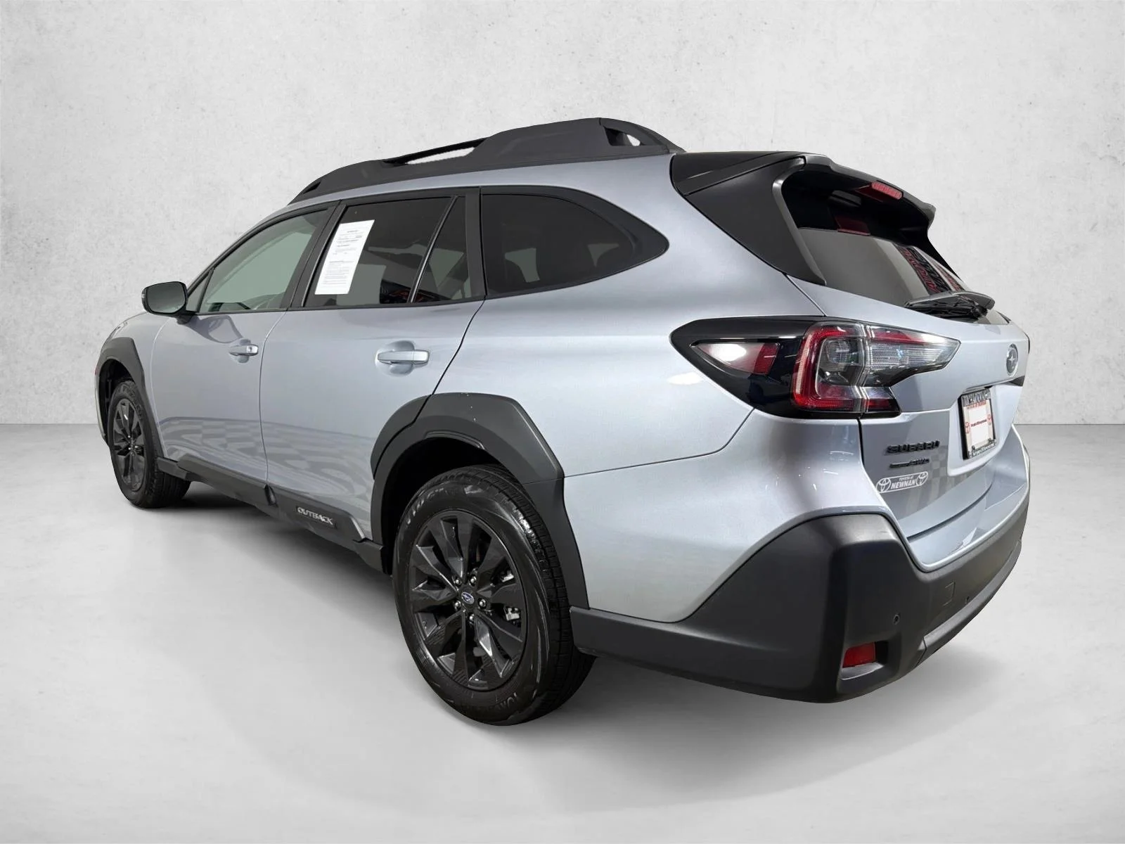 Used 2025 Black Subaru Onyx Edition image 6