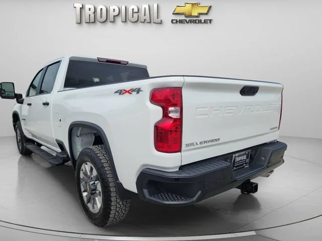 New 2026 Summit White Chevrolet Custom image 3