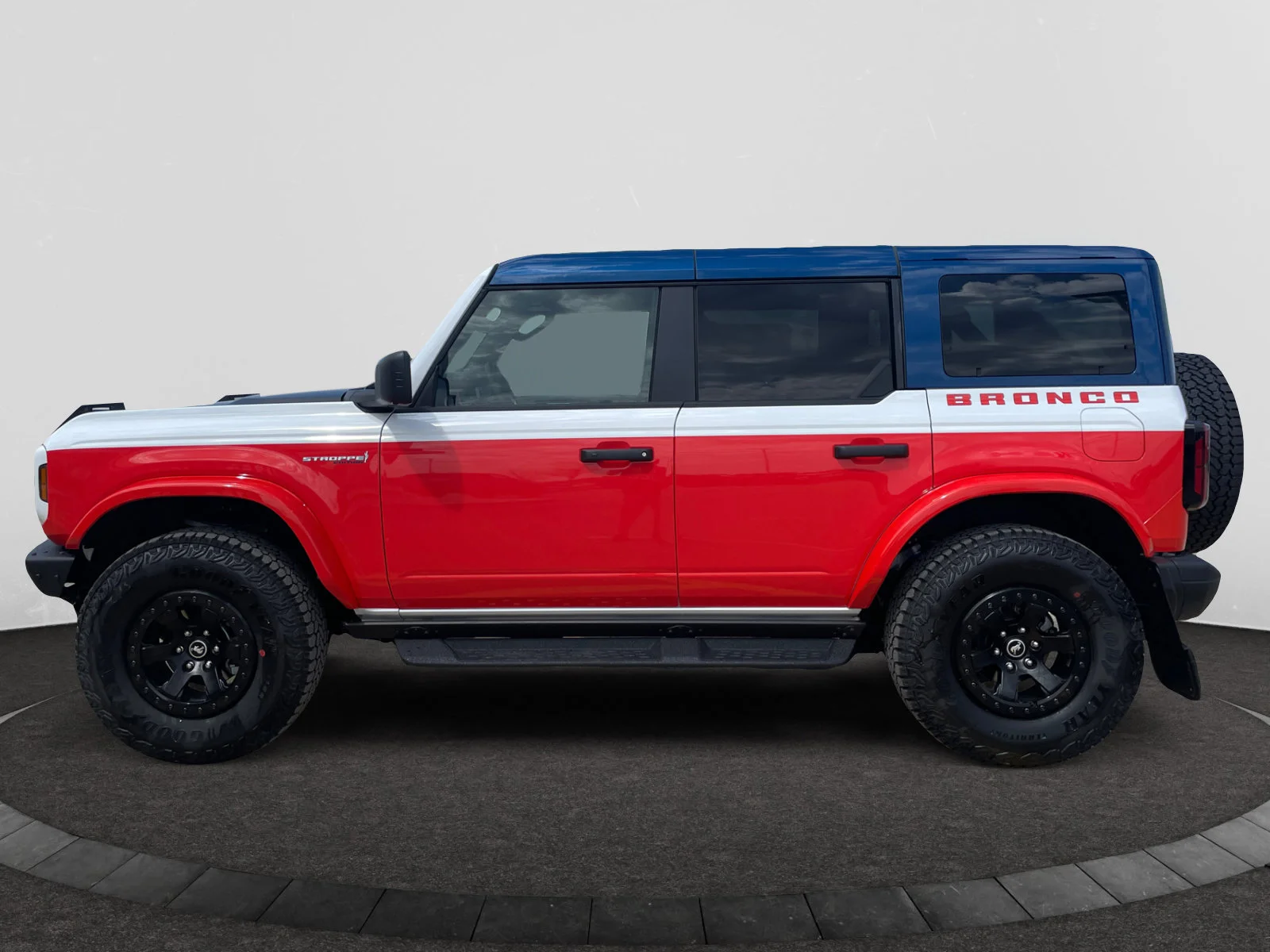 New 2026 Oxford White Ford Stroppe Edition image 2