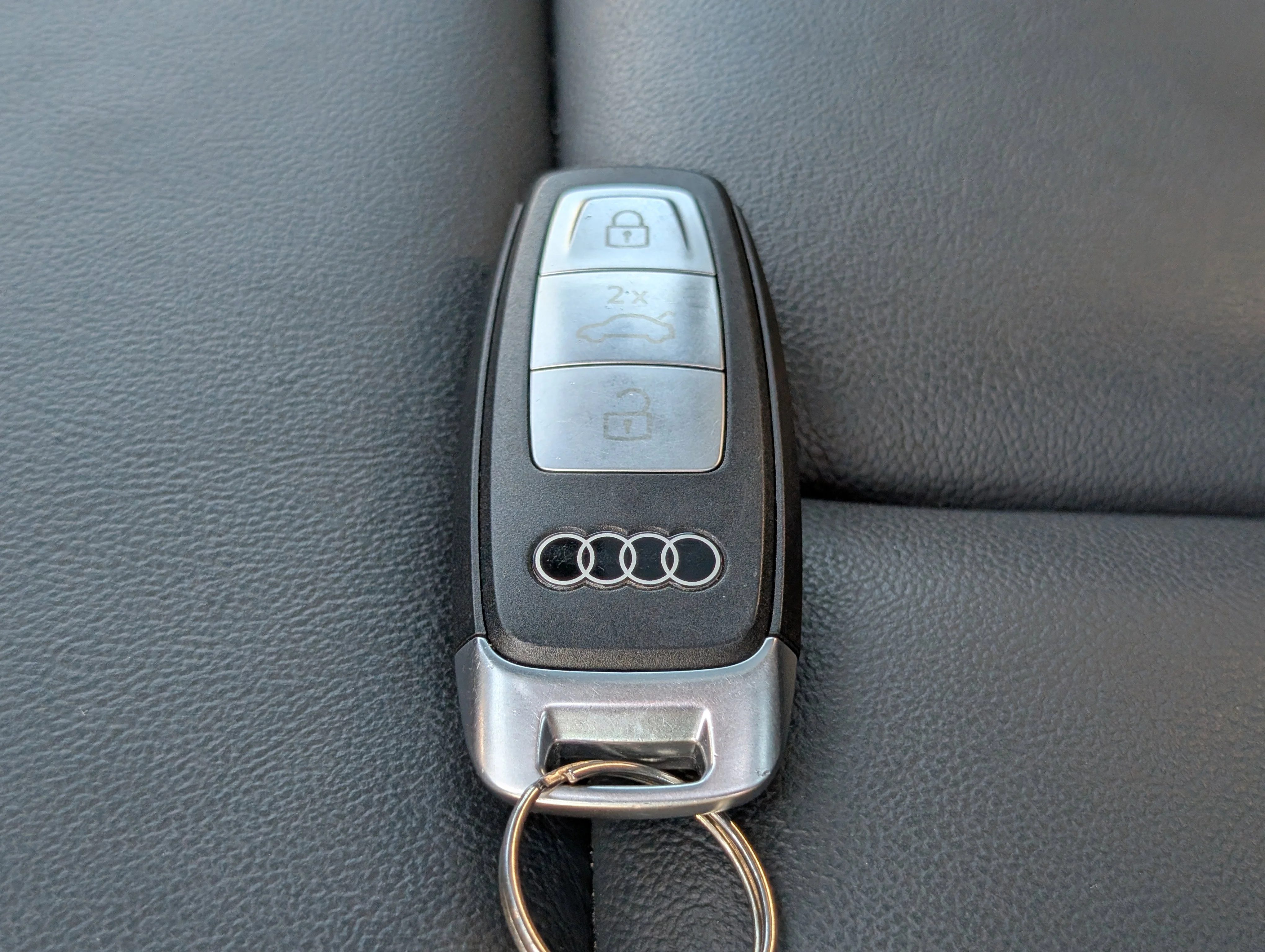 Used 2025 White Audi Progressiv image 35