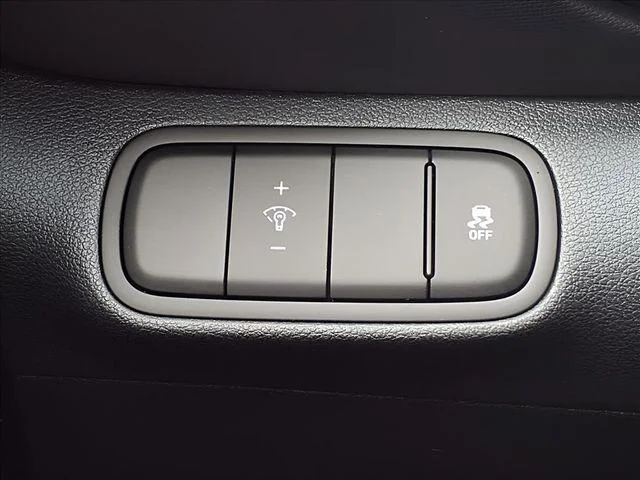 New 2026 White Hyundai SEL image 22