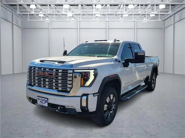 Used 2024 Summit White GMC Denali 4x4 Crew Cab 6.75 ft. box 159 in. WB image 1
