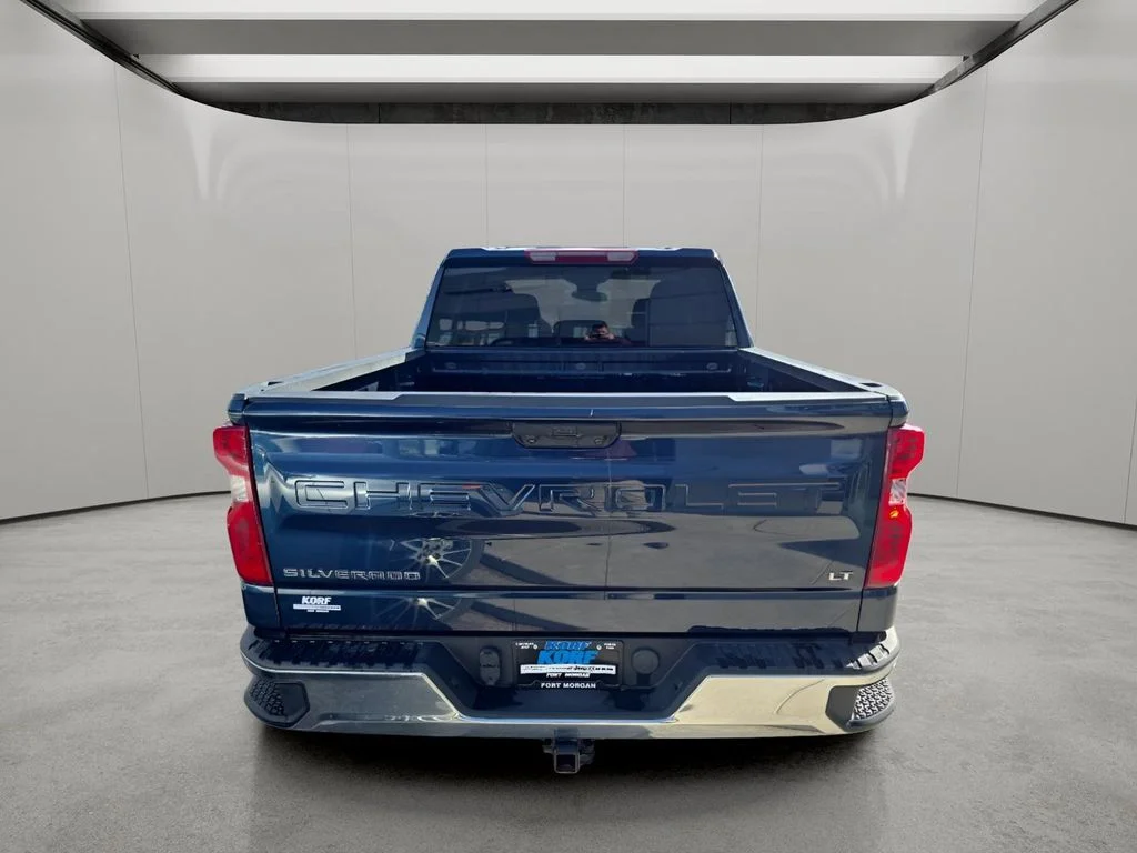 Used 2022 Northsky Blue Metallic Chevrolet LT image 4