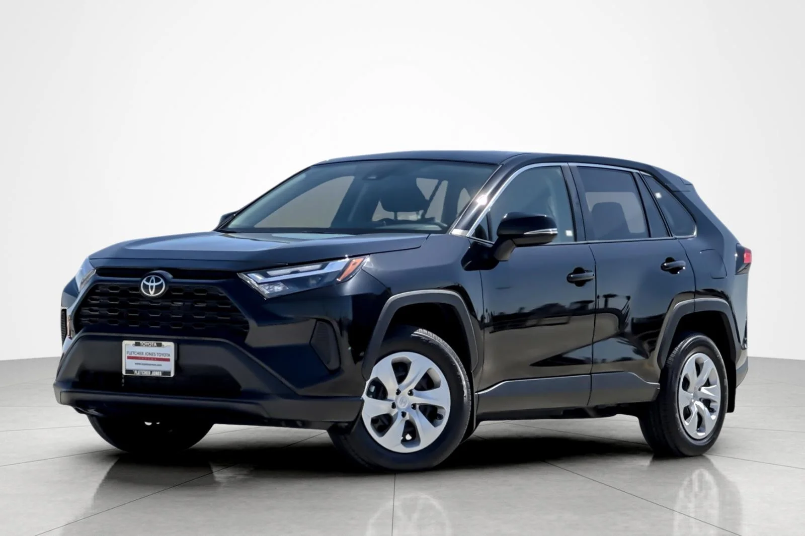 2025 Toyota RAV4 LE FWD's photo