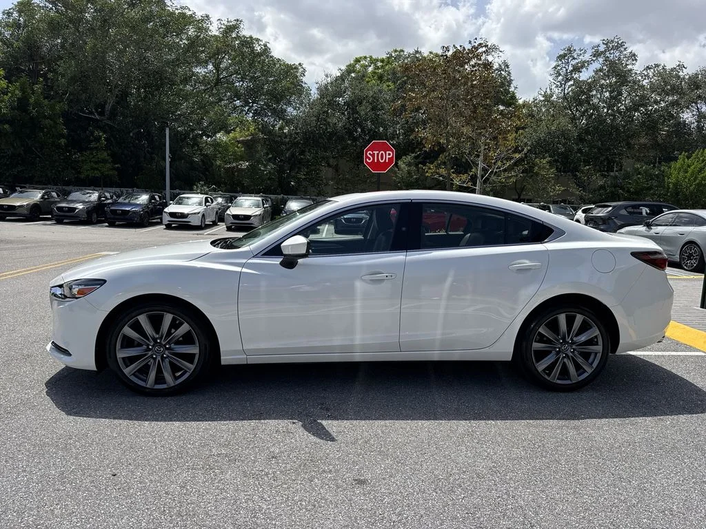 Used 2020 Snowflake White Pearl Mica Mazda Touring image 11